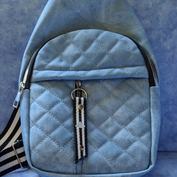 Quilted Crossbody bag - Picture 2 of 6